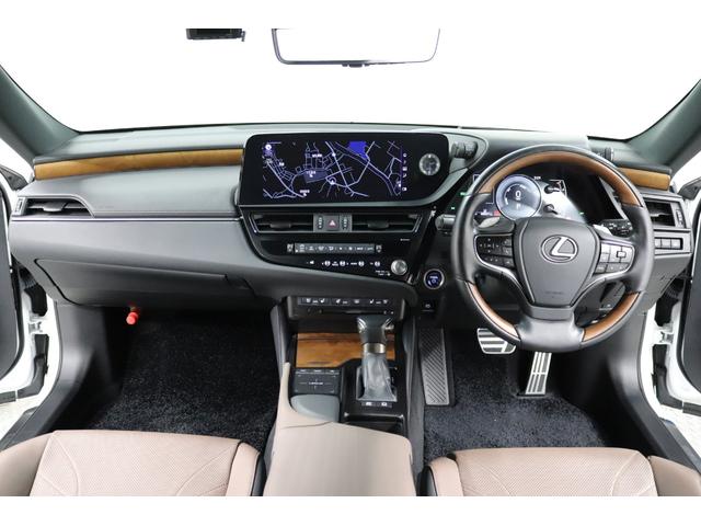 ES ES300h バージョンL クリアランスソナー レーンアシスト オートクルーズコントロール 衝突被害軽減システム ナビ アルミホイール オートマチックハイビーム オートライト LEDヘッドランプ サンルーフ CVT(10枚目)