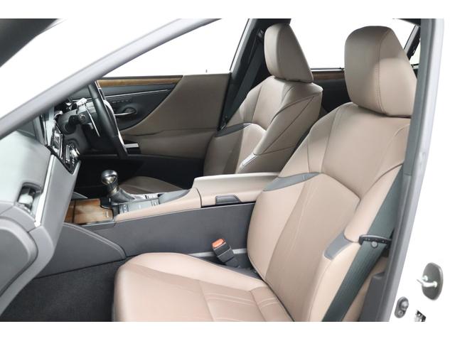 ES ES300h バージョンL クリアランスソナー レーンアシスト オートクルーズコントロール 衝突被害軽減システム ナビ アルミホイール オートマチックハイビーム オートライト LEDヘッドランプ サンルーフ CVT(14枚目)