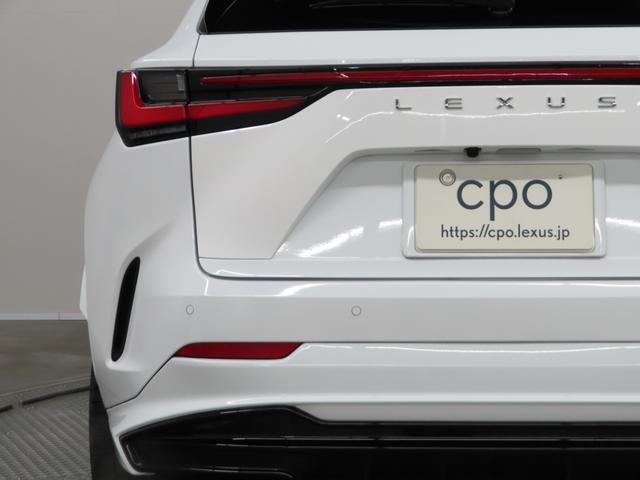 ＮＸ ＮＸ３５０　Ｆスポーツ　４ＷＤ　ドライブレコーダー　バックカメラ　クリアランスソナー　レーンアシスト　衝突被害軽減システム　サンルーフ　ナビ　ＬＥＤヘッドランプ　アルミホイール　スマートキー　シートヒーター　シートエアコン（8枚目）