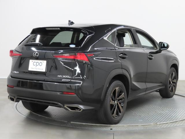 NX NX300 バージョンL ドライブレコーダー バックカメラ クリアランスソナー オートクルーズコントロール レーンアシスト パワーシート 衝突被害軽減システム サンルーフ ナビ オートマチックハイビーム LEDヘッドランプ(4枚目)