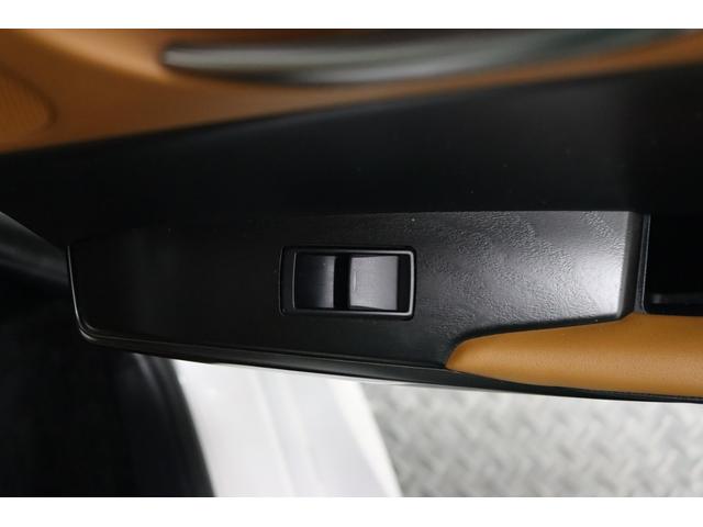 IS IS300h バージョンL ドライブレコーダー ETC クリアランスソナー レーンアシスト オートクルーズコントロール 衝突被害軽減システム バックカメラ ナビ アルミホイール オートライト LEDヘッドランプ CVT(16枚目)