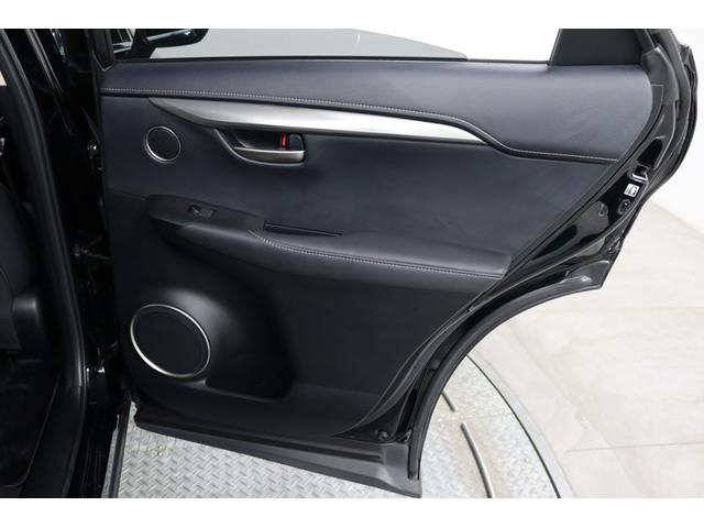 �����h�A�g�����摜�ł��B