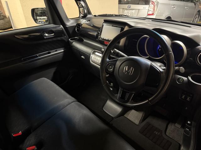 N-BOXカスタム (3枚目)