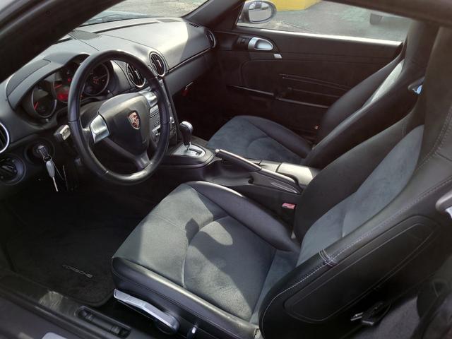ケイマン ベースグレード　左ハンドル　ＥＴＣ　ＡＴ　アルミホイール　盗難防止システム　ＡＢＳ　ＣＤ　エアコン　パワーステアリング　パワーウィンドウ　運転席エアバッグ　助手席エアバッグ（7枚目）