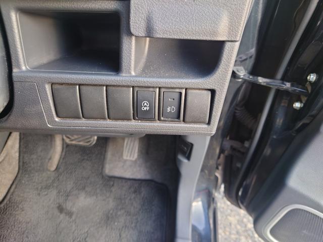 ワゴンＲスティングレー Ｔ　ナビ　ＴＶ　オートライト　ＨＩＤ　スマートキー　アイドリングストップ　ＣＶＴ　盗難防止システム　ＡＢＳ　ＣＤ　アルミホイール　衝突安全ボディ　エアコン　パワーステアリング　パワーウィンドウ（6枚目）