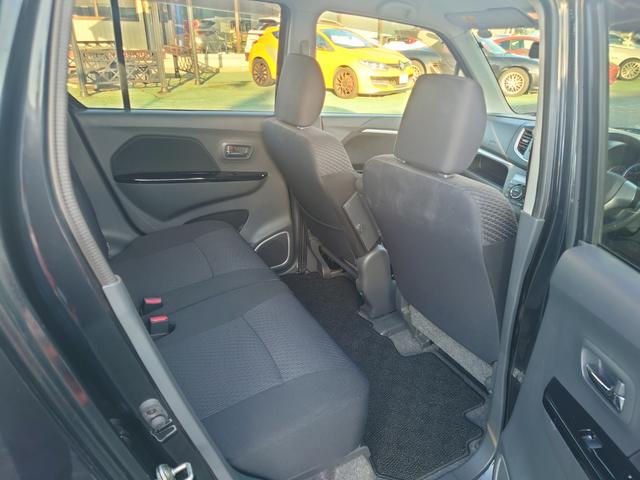 ワゴンＲスティングレー Ｔ　ナビ　ＴＶ　オートライト　ＨＩＤ　スマートキー　アイドリングストップ　ＣＶＴ　盗難防止システム　ＡＢＳ　ＣＤ　アルミホイール　衝突安全ボディ　エアコン　パワーステアリング　パワーウィンドウ（11枚目）