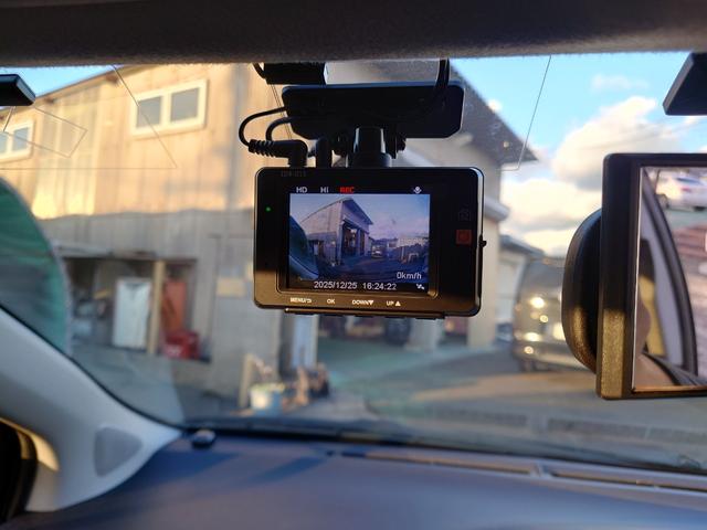 �h���C�u���R�[�_�[�����Ă��܂��I�������̂��N�����Ă��܂�����B����Ȏ��ɐS���������ɂȂ�̂��A�^�]�̋L�^���f���Ɖ��ŋL�^����h���C�u���R�[�_�[�ł��B