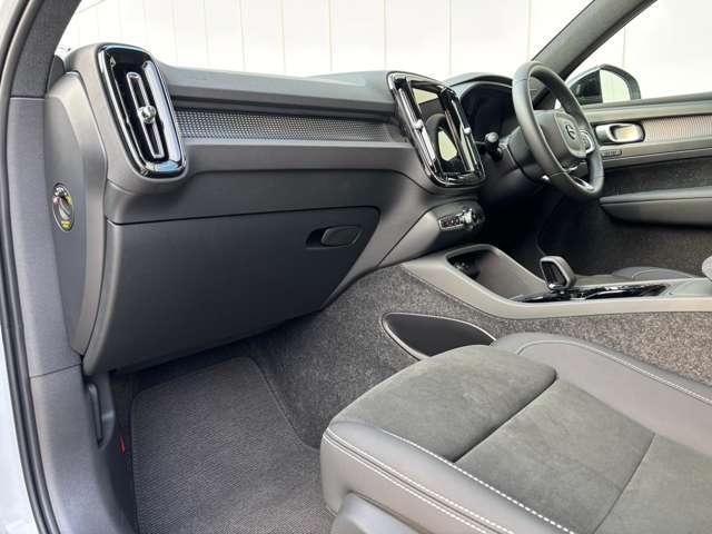 ＸＣ４０ ウルトラ　Ｂ４　ＡＷＤ　ダークエディション（15枚目）