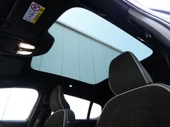 �ڥѥΥ�ޥ롼�ա����売��Υ��饹�롼�դǼ������Τ����뤤���֤ˡ��ե���ȥ��������ϥ��饤�ɵ�ǽ�����곰��������ळ�Ȥ��ǽ������˳���Ū�ʥɥ饤�֤��ФǤ��ޤ��� 7