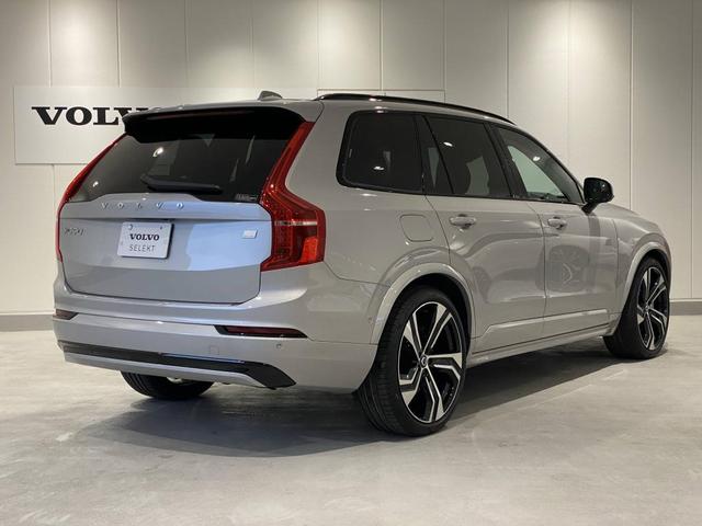 ＸＣ９０ リチャージアルテメットＴ８ＡＷＤプラグインハイブリド　■認定中古車■パノラマガラスサンルーフ■Ｂ＆Ｗプレミアムサウンドシステム■電子制御エアサスペンション■純正３６０ドライブレコーダー■純正リアバンパープロテクター■試乗車■Ｇｏｏｇｌｅ搭載■黒革（2枚目）