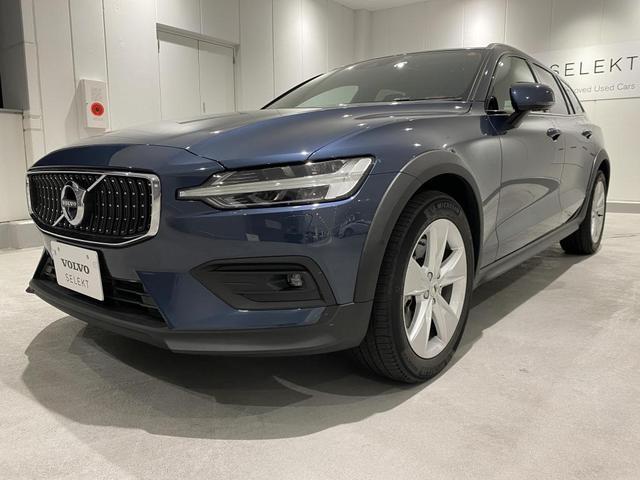 Ｖ６０ クロスカントリー　Ｔ５　ＡＷＤ　■認定中古車■クライメートパッケージ■ワンオーナー■禁煙■黒革シート■全席シートヒーター■ステアリングヒーター■純正ＨＤＤナビ■３６０ビューカメラ■ダークティンテッドガラス（リアウインドー）（21枚目）