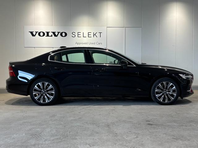 Ｓ６０ アルティメット　Ｂ４　認定中古車　弊社試乗車　禁煙車　Ｇｏｏｇｌｅナビ　メモリー機能付きパワーシート　３６０°ビューカメラ　シートヒーター　前席シートベンチレーション　純正ＡＷ（11枚目）