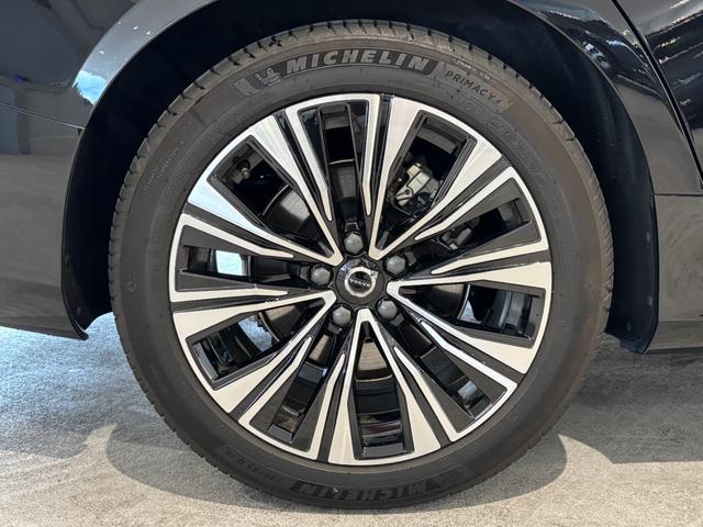 Ｓ６０ アルティメット　Ｂ４　認定中古車　弊社試乗車　禁煙車　Ｇｏｏｇｌｅナビ　メモリー機能付きパワーシート　３６０°ビューカメラ　シートヒーター　前席シートベンチレーション　純正ＡＷ（12枚目）
