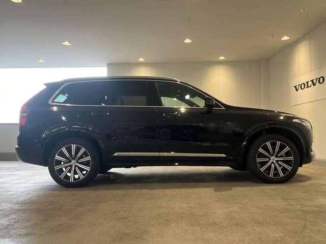ＸＣ９０ Ｂ６　ＡＷＤ　インスクリプション　認定中古車・弊社下取車・パノラマサンルーフ・Ｂｏｗｅｒｅｓ＆Ｗｉｌｋｉｎｓプレミアムオーディオ・本革シート・禁煙車・全周囲カメラ・オレフォス社製クリスタルシフトノブ・シートヒーター＆シートクーラー（9枚目）