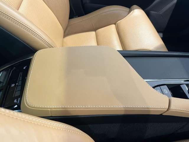 ＸＣ９０ Ｂ６　ＡＷＤ　インスクリプション　認定中古車・弊社下取車・パノラマサンルーフ・Ｂｏｗｅｒｅｓ＆Ｗｉｌｋｉｎｓプレミアムオーディオ・本革シート・禁煙車・全周囲カメラ・オレフォス社製クリスタルシフトノブ・シートヒーター＆シートクーラー（43枚目）