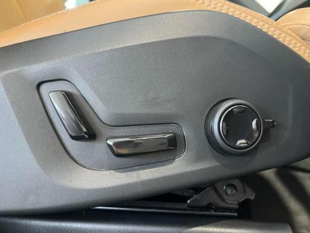 ＸＣ９０ Ｂ６　ＡＷＤ　インスクリプション　認定中古車・弊社下取車・パノラマサンルーフ・Ｂｏｗｅｒｅｓ＆Ｗｉｌｋｉｎｓプレミアムオーディオ・本革シート・禁煙車・全周囲カメラ・オレフォス社製クリスタルシフトノブ・シートヒーター＆シートクーラー（45枚目）