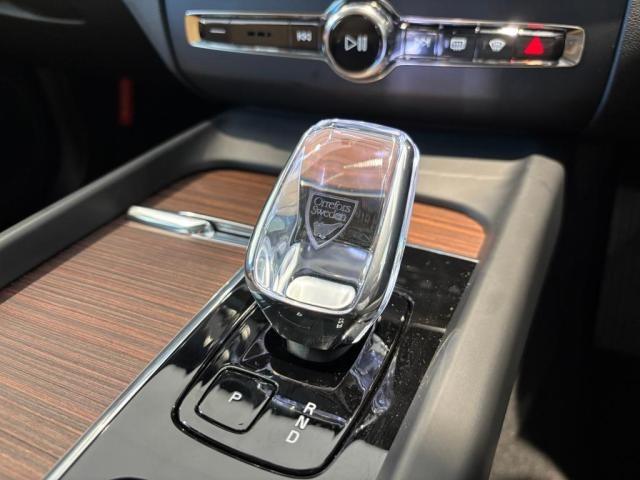 ＸＣ６０ アルティメット　Ｂ５　ＡＷＤ　認定中古車・弊社試乗車・禁煙車・Ｂ＆Ｗプレミアムサウンド・パノラマガラスサンルーフ・本革シート・Ｇｏｏｇｌｅシステム・シートヒーター・ステアリングホイールヒーター・アダプティブクルーズコントロール（19枚目）