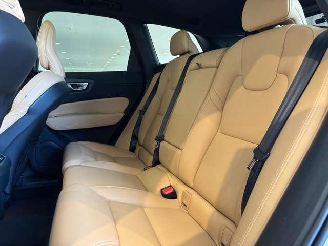 ＸＣ６０ アルティメット　Ｂ５　ＡＷＤ　認定中古車・弊社試乗車・禁煙車・Ｂ＆Ｗプレミアムサウンド・パノラマガラスサンルーフ・本革シート・Ｇｏｏｇｌｅシステム・シートヒーター・ステアリングホイールヒーター・アダプティブクルーズコントロール（30枚目）