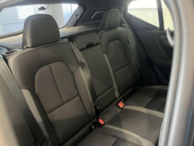 XC40リチャージ リチャージ プラスシングルモーター 認定中古車・弊社下取車・パノラマガラスサンルーフ・禁煙車・Googleインフォテイメントシステム・アダブティブクルーズコントロール・ブラインドスポットモニター・シートヒーター・ステアリングヒーター(22枚目)