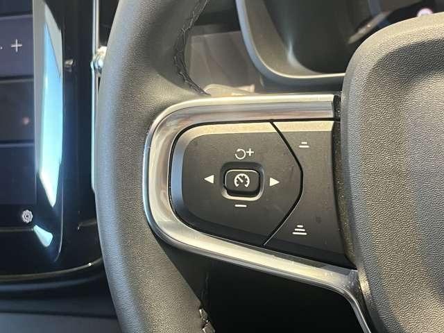 XC40リチャージ リチャージ プラスシングルモーター 認定中古車・弊社下取車・パノラマガラスサンルーフ・禁煙車・Googleインフォテイメントシステム・アダブティブクルーズコントロール・ブラインドスポットモニター・シートヒーター・ステアリングヒーター(28枚目)
