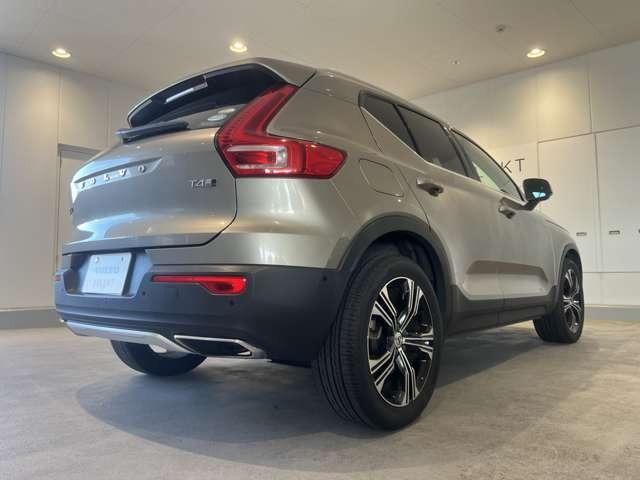 ＸＣ４０ Ｔ４　ＡＷＤ　インスクリプション　認定中古車・弊社下取車・本革シート・禁煙車・３６０°ビューカメラ・ｈａｒｍａｎ／ｋａｒｄｏｎプレミアムオーディオ・アダブティブクルーズコントロール・ブラインドスポットモニター・ステアリングヒーター（14枚目）
