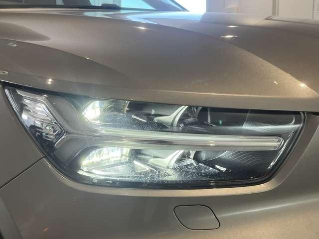 ＸＣ４０ Ｔ４　ＡＷＤ　インスクリプション　認定中古車・弊社下取車・本革シート・禁煙車・３６０°ビューカメラ・ｈａｒｍａｎ／ｋａｒｄｏｎプレミアムオーディオ・アダブティブクルーズコントロール・ブラインドスポットモニター・ステアリングヒーター（16枚目）