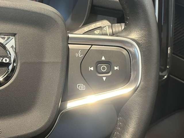 ＸＣ４０ Ｔ４　ＡＷＤ　インスクリプション　認定中古車・弊社下取車・本革シート・禁煙車・３６０°ビューカメラ・ｈａｒｍａｎ／ｋａｒｄｏｎプレミアムオーディオ・アダブティブクルーズコントロール・ブラインドスポットモニター・ステアリングヒーター（27枚目）