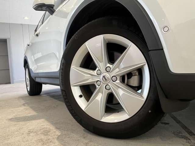 ＸＣ４０ プラス　プロ　Ｂ３　認定中古車・弊社下取車・ｈａｒｍａｎ／ｋａｒｄｏｎプレミアムオーディオ・Ｇｏｏｇｌｅインフォテイメントシステム・禁煙車・アダブティブクルーズコントロール・ブラインドスポットモニター・シートヒーター（16枚目）