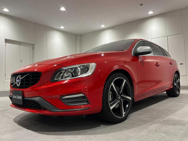 Ｖ６０ Ｄ４　Ｒデザイン　ディーゼルターボ　・認定中古車・ディーゼルエンジン・本革シート・禁煙車・シートヒーター・バックカメラ・フロントカメラ・アダブティブクルーズコントロール・ブラインドスポットモニター・電動パワーシート（12枚目）