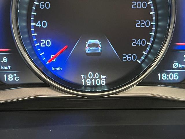 Ｖ６０ Ｄ４　Ｒデザイン　ディーゼルターボ　・認定中古車・ディーゼルエンジン・本革シート・禁煙車・シートヒーター・バックカメラ・フロントカメラ・アダブティブクルーズコントロール・ブラインドスポットモニター・電動パワーシート（33枚目）