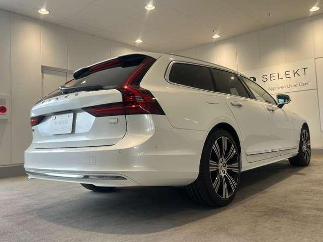 V90 リチャージ PHV T8 AWD インスクリプション 4WD 認定中古車・ワンオーナー・パノラマガラスサンルーフ・禁煙車・harman/kardonプレミアムオーディオ・本革シート・Googleインフォテイメントシステム・360°ビューカメラ(7枚目)