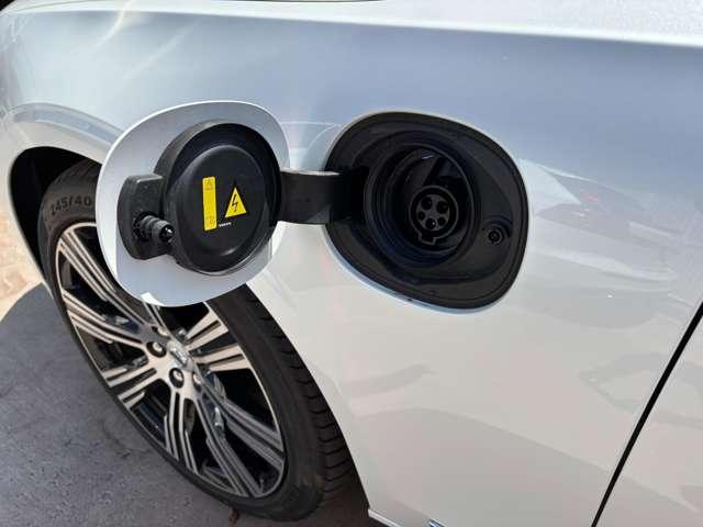 V90 リチャージ PHV T8 AWD インスクリプション 4WD 認定中古車・ワンオーナー・パノラマガラスサンルーフ・禁煙車・harman/kardonプレミアムオーディオ・本革シート・Googleインフォテイメントシステム・360°ビューカメラ(16枚目)