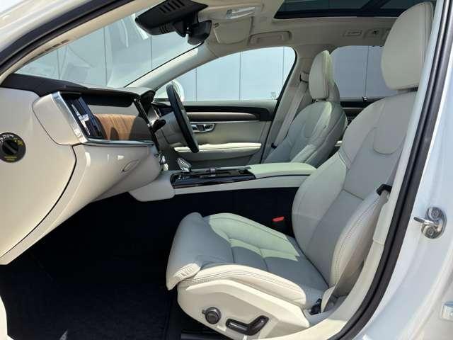 V90 リチャージ PHV T8 AWD インスクリプション 4WD 認定中古車・ワンオーナー・パノラマガラスサンルーフ・禁煙車・harman/kardonプレミアムオーディオ・本革シート・Googleインフォテイメントシステム・360°ビューカメラ(33枚目)