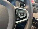 また、オーディオのボリュームとチャンネルもステアリングで操作が可能です。