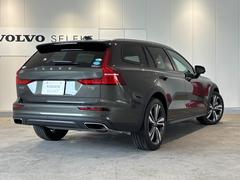 Ｖ６０ クロスカントリー　Ｔ５　ＡＷＤ　プロ　■認定中古車■禁煙車■ワンオーナー■前席シートヒーター 9020035A30250602W001 2
