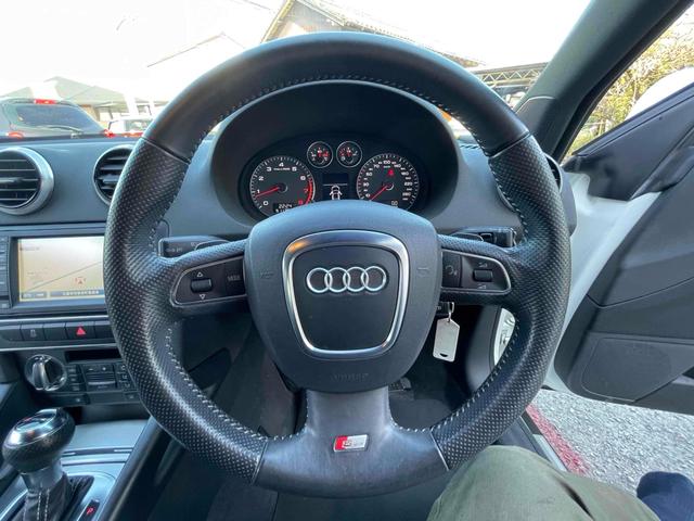 A3 スポーツバック1.4TFSI Sラインパック バックカメラ ナビ TV クリアランスソナー アルミホイール AT 盗難防止システム 記録簿 ABS ESC CD DVD再生 USB Bluetooth エアコン パワーステアリング(3枚目)