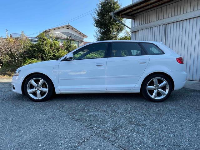 A3 スポーツバック1.4TFSI Sラインパック バックカメラ ナビ TV クリアランスソナー アルミホイール AT 盗難防止システム 記録簿 ABS ESC CD DVD再生 USB Bluetooth エアコン パワーステアリング(18枚目)