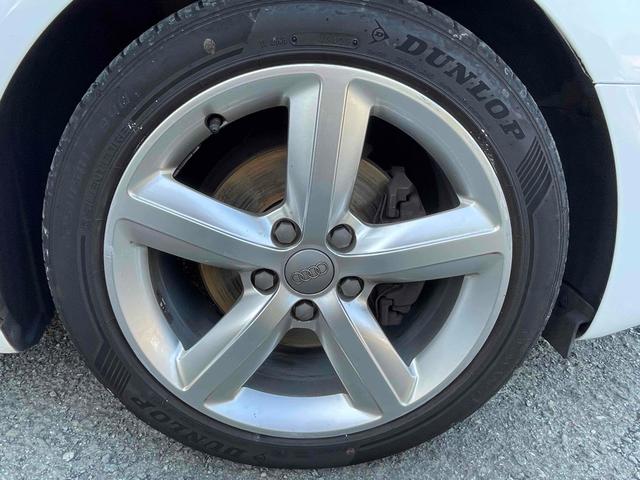 A3 スポーツバック1.4TFSI Sラインパック バックカメラ ナビ TV クリアランスソナー アルミホイール AT 盗難防止システム 記録簿 ABS ESC CD DVD再生 USB Bluetooth エアコン パワーステアリング(30枚目)