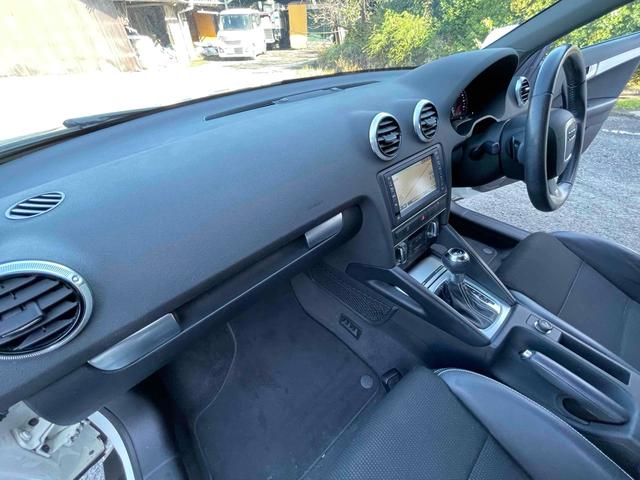 A3 スポーツバック1.4TFSI Sラインパック バックカメラ ナビ TV クリアランスソナー アルミホイール AT 盗難防止システム 記録簿 ABS ESC CD DVD再生 USB Bluetooth エアコン パワーステアリング(34枚目)