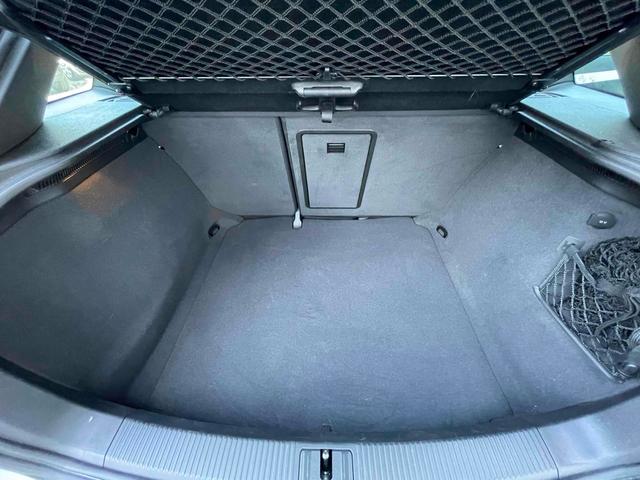 A3 スポーツバック1.4TFSI Sラインパック バックカメラ ナビ TV クリアランスソナー アルミホイール AT 盗難防止システム 記録簿 ABS ESC CD DVD再生 USB Bluetooth エアコン パワーステアリング(40枚目)