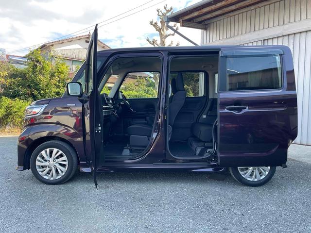 スペーシアカスタム ハイブリッドＧＳ　ワンオーナー車・Ｂｌｕｅｔｏｏｔｈ機能付きオーディオ・両側スライド・片側電動　ナビ　ＴＶ　スマートキー　アイドリングストップ　シートヒーター　　ＣＶＴ　ＣＤ　アルミホイール　エアコン　運転席エアバッグ（23枚目）