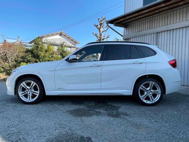 Ｘ１ ｓＤｒｉｖｅ　２０ｉ　Ｍスポーツ　Ｐａｎａｓｏｎｉｃストラーダナビ　ＴＶ　Ｂｌｕｅｔｏｏｔｈ機能　ＥＴＣ　純正１８インチアルミナビ　　ＡＴ　ＣＤ　ＵＳＢ　ＡＢＳ　エアコン　パワーステアリング　パワーウィンドウ（25枚目）