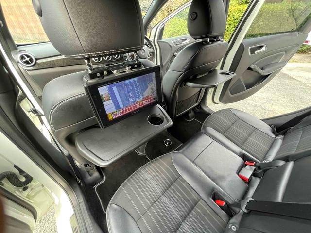 Ｂクラス Ｂ１８０　ブルーエフィシェンシースポーツナイトＰＫＧ　ドライブレコーダー　ＥＴＣ　バックカメラ　ナビ　ＴＶ　クリアランスソナー　オートクルーズコントロール　アルミホイール　後席モニター　パワーシート　電動格納ミラー　ＡＴ　盗難防止システム　記録簿　ＡＢＳ（34枚目）