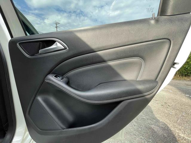 Ｂクラス Ｂ１８０　ブルーエフィシェンシースポーツナイトＰＫＧ　ドライブレコーダー　ＥＴＣ　バックカメラ　ナビ　ＴＶ　クリアランスソナー　オートクルーズコントロール　アルミホイール　後席モニター　パワーシート　電動格納ミラー　ＡＴ　盗難防止システム　記録簿　ＡＢＳ（37枚目）