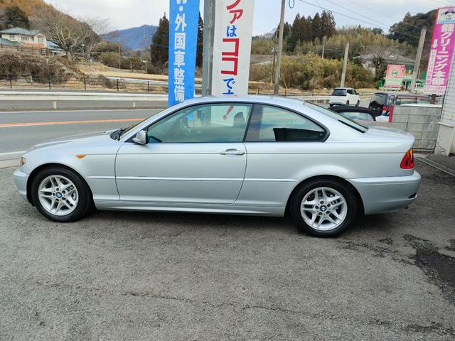 ３シリーズ ３１８Ｃｉ　ＥＴＣ　バックカメラ　ナビ　ＴＶ　アルミホイール　ＡＴ　盗難防止システム　ＡＢＳ　エアコン　パワーステアリング（8枚目）