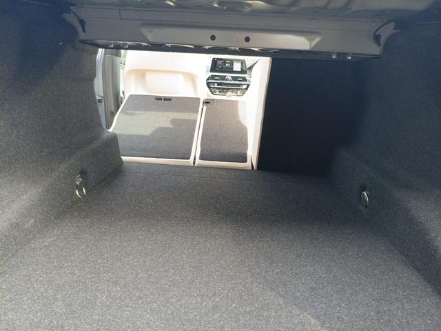 5シリーズ 523i Mスポーツ ハイラインパッケージ ドライブレコーダー ETC クリアランスソナー レーンアシスト オートクルーズコントロール 衝突被害軽減システム 全周囲カメラ ナビ アルミホイール LEDヘッドランプ AT スマートキー(38枚目)