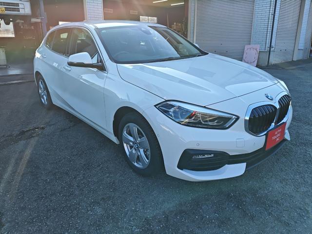 1シリーズ 118d バックカメラ クリアランスソナー オートクルーズコントロール パークアシスト 衝突被害軽減システム アルミホイール オートライト LEDヘッドランプ パワーシート ターボ スマートキー(3枚目)