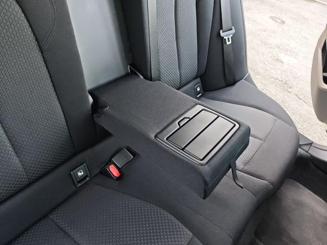 1シリーズ 118d バックカメラ クリアランスソナー オートクルーズコントロール パークアシスト 衝突被害軽減システム アルミホイール オートライト LEDヘッドランプ パワーシート ターボ スマートキー(34枚目)