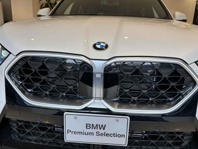 Ｘ２ ｘＤｒｉｖｅ　２０ｉ　Ｍスポーツ　４ＷＤ　ＥＴＣ　クリアランスソナー　オートクルーズコントロール　レーンアシスト　パワーシート　衝突被害軽減システム　サンルーフ　ナビ　ＬＥＤヘッドランプ　電動リアゲート　アルミホイール　スマートキー（12枚目）