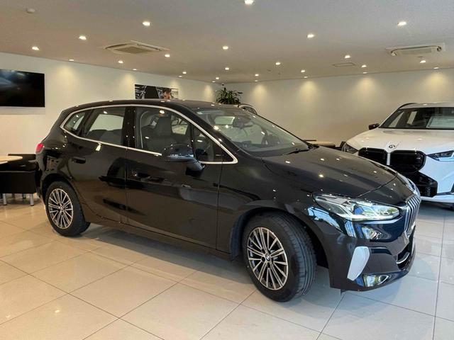 この度は当店のお車をご覧になっていただき、誠にありがとうございます。じっくり現車確認して頂けるよう、ご準備を致します！